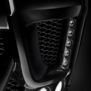 LX 570 ver. HSS